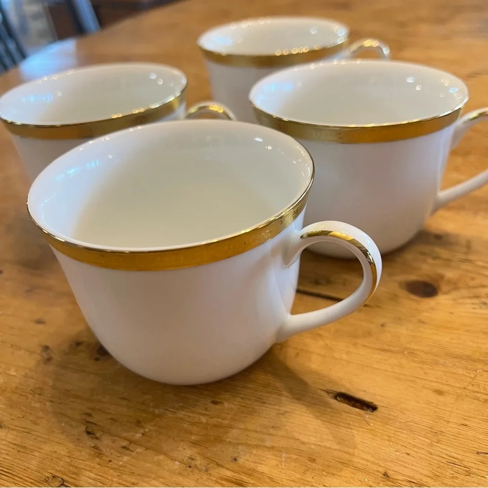 Charter Club Grand Buffet Classic Gold Rimmed Tea or Coffee Cup Set of 4